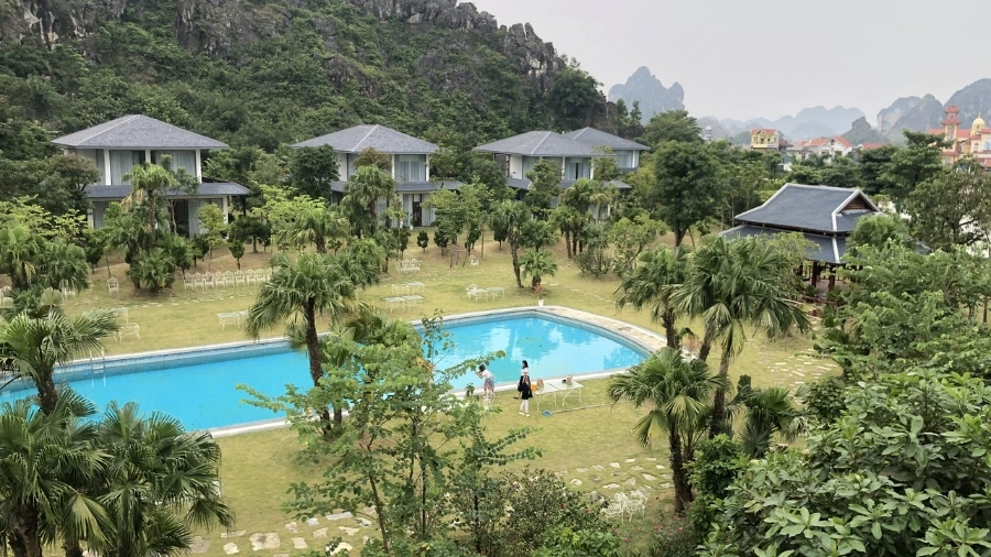 Suối khoáng nóng Kênh Gà Ninh Bình ở đâu