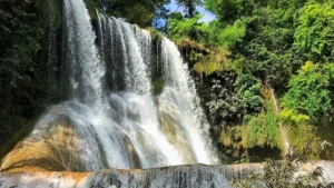 Thác Dải Yếm Mộc Châu